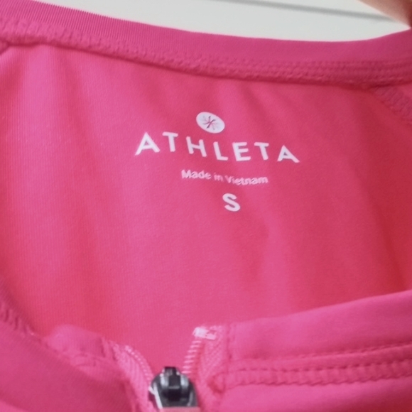 Athleta Intrepid UPF 50+ top in red Sm - Picture 6 of 11